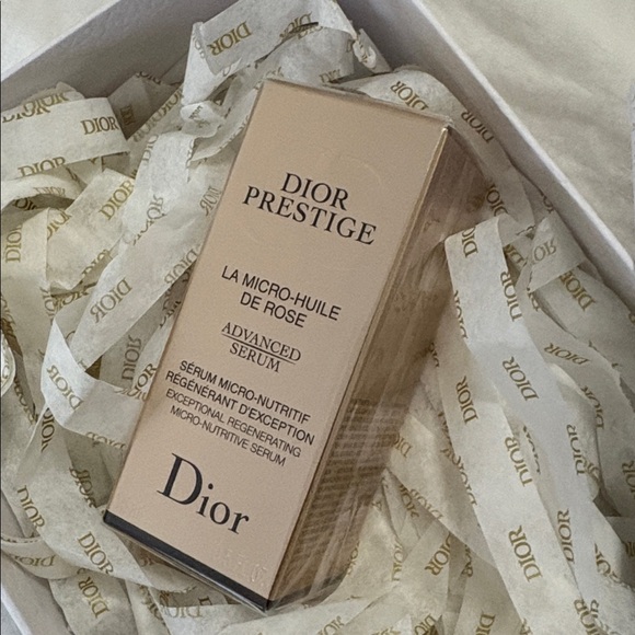 Dior Prestige La Micro-Huile de Rose - Advance Serum - 15 ml - Picture 2 of 4